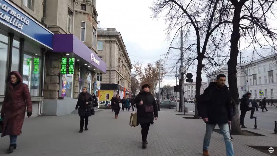(video) Un vlogger străin a vizitat Chișinăul. S-a plimbat prin oraș fără să comenteze cele văzute