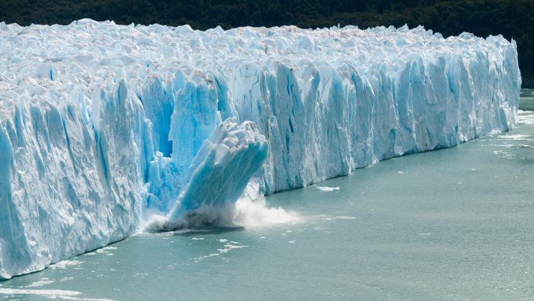 Studiu privind efectele schimbărilor climatice: în 20 de ani, s-a dublat viteza de micşorare a ghețarilor