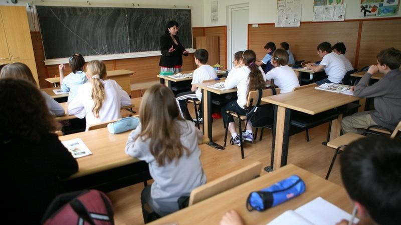 Elevii claselor primare și absolvente din Ungheni au revenit în clase. Decizia va fi revăzută odată la două săptămâni