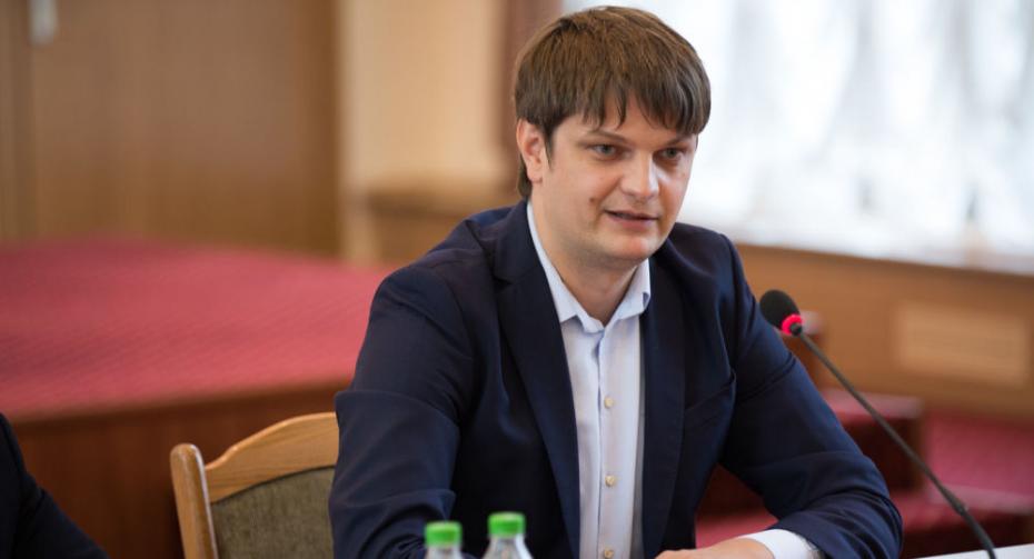 Andrei Spînu a degrevat din funcția de secretar general al președinției pentru a participa în campania electorală alături de PAS