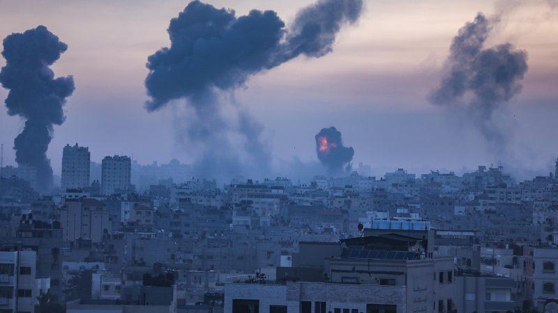 Israeli-airstrike-on-Gaza-800×450