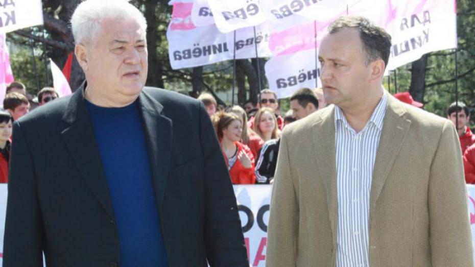 video–voronin-si-dodon–la-unison-Si-totusi-ce-s-a-intamplat-la-7-aprilie-13446