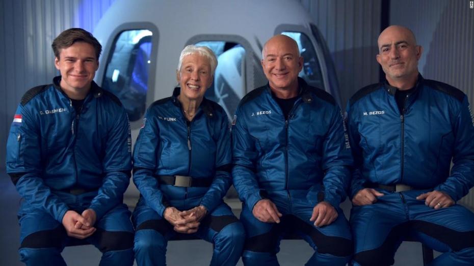 210719075543-jeff-bezos-and-space-flight-crew-super-tease