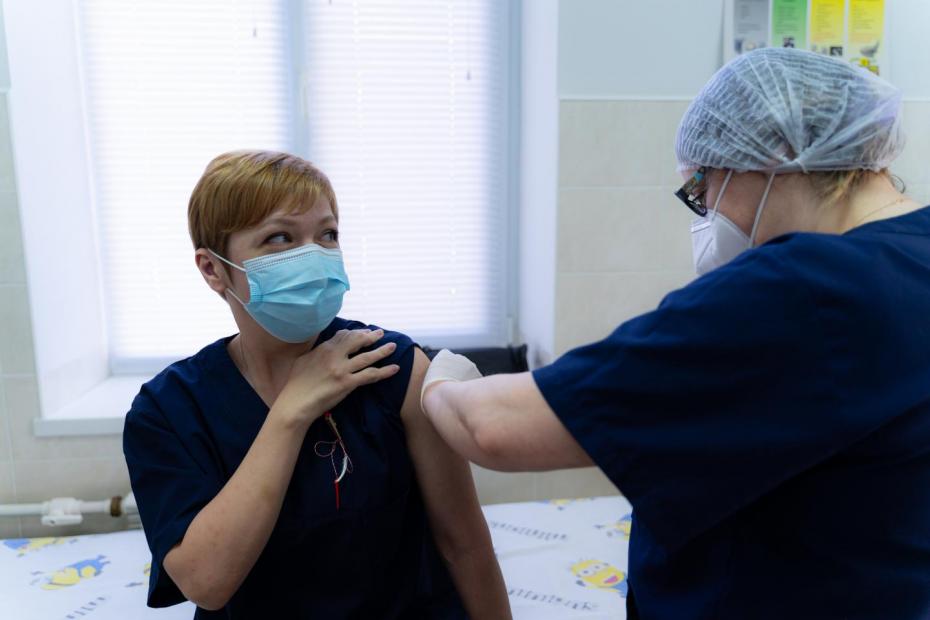 Un milion de doze de vaccin împotriva COVID-19 au fost administrate până în prezent în Moldova