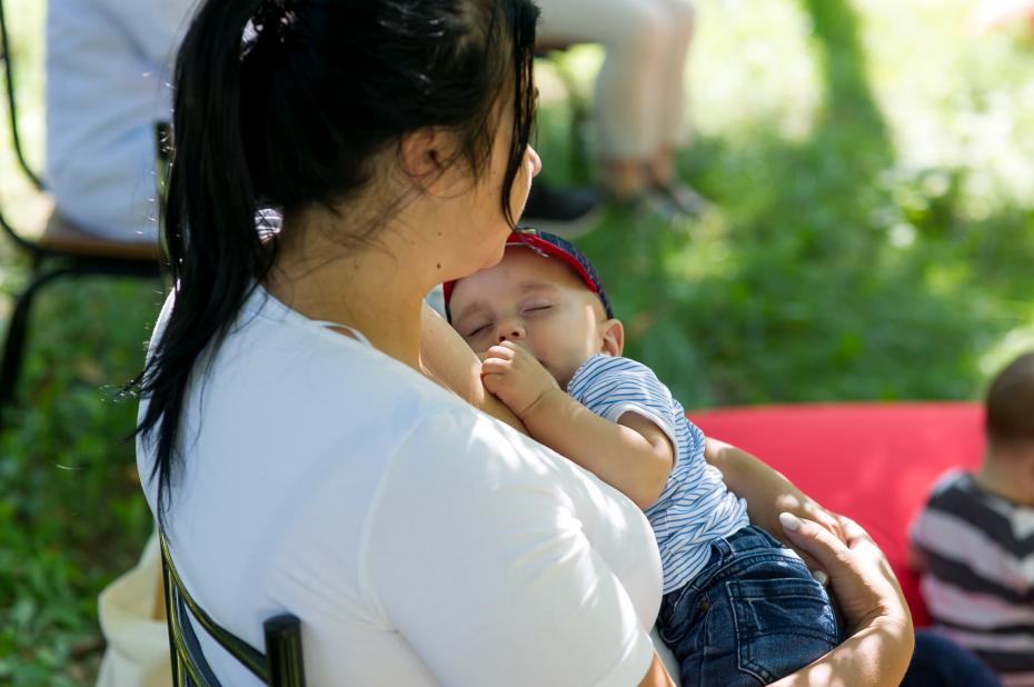 Caravana Alăptării s-a încheiat la Vulcănești: ce au aflat participantele despre alăptare și vaccinare