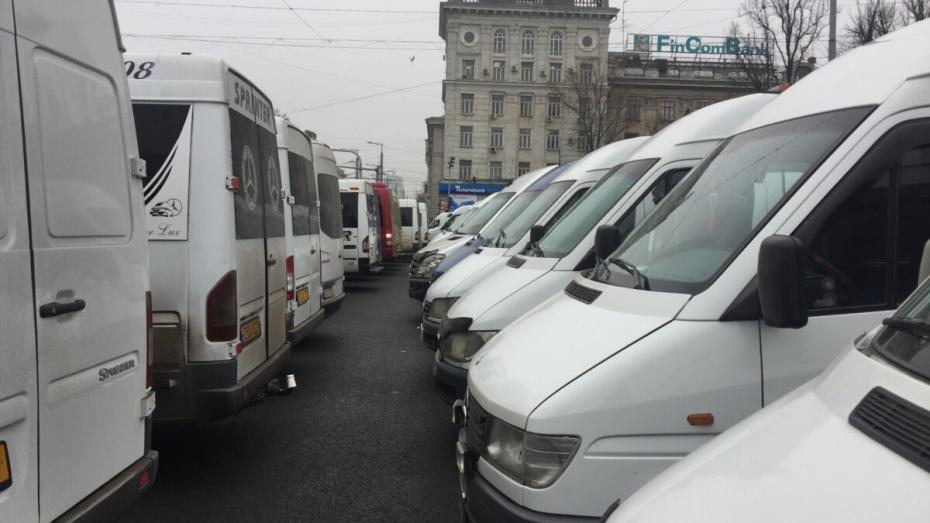 Transportatorii din Moldova vor ieși din nou la proteste: „Va fi sistată parțial efectuarea rutelor”