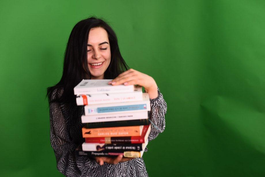 (foto) Librăria din Centru vă invită la lansarea romanului „Pe contrasens” de Oleg Serebrian