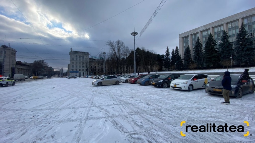 Taximetriștii protestează în PMAN. Șoferii cer micșorarea prețului la carburanți