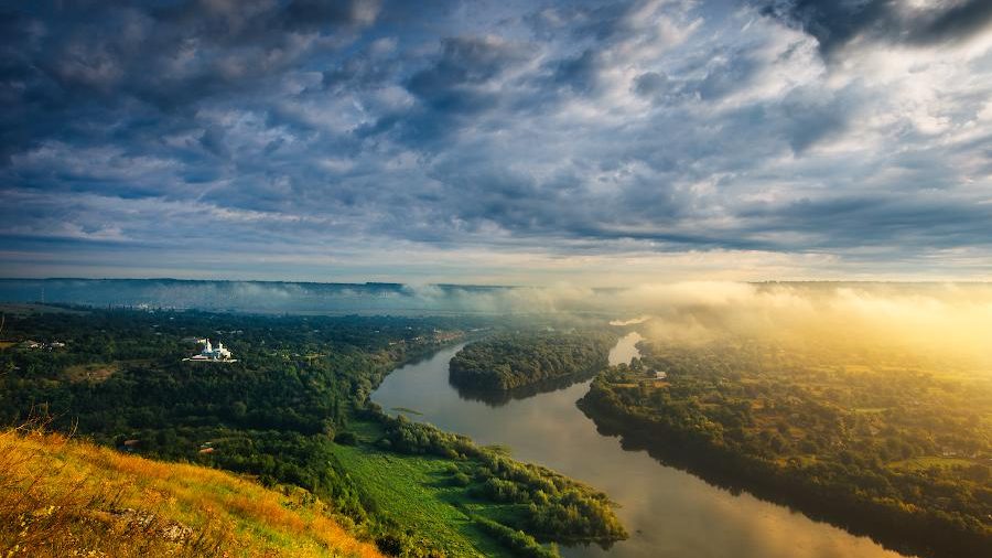 Moldova-2-900×506