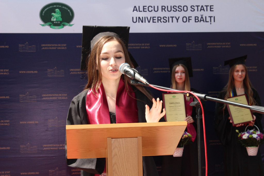 „Amintirile mă vor lega pentru totdeauna de Universitatea de Stat «Alecu Russo».” Șefa de promoție Virginia Guțu povestește despre anii săi de studenție