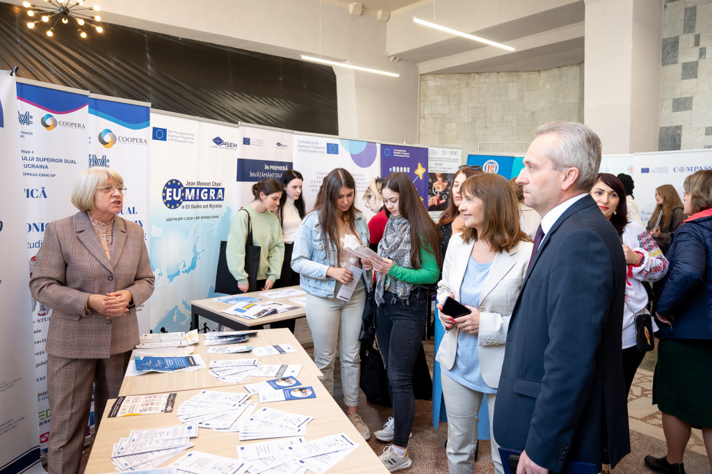 311695242_644850010423080_5335708619410322766_n