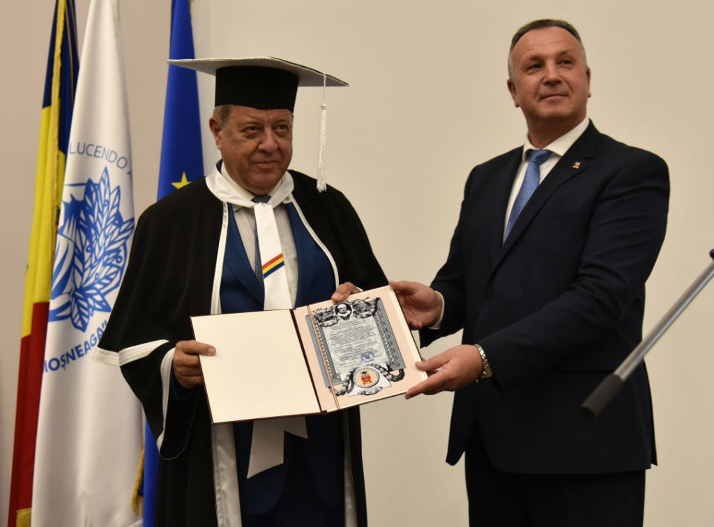 Profesorul Silviu Constantinoiu a fost desemnat Doctor Honoris Causa al USMF „Nicolae Testemițanu”