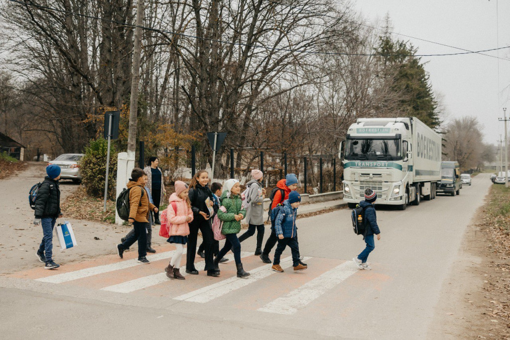 (video) Elevii din clasele primare din satul Vorniceni, Strășeni, au învățat regulile de circulație în trafic