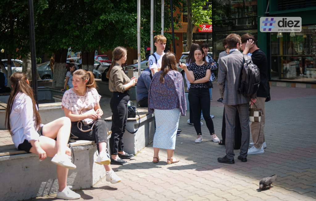 Elevii din Moldova sunt invitați să participe la un concurs despre istoria românilor și istoria literaturii române