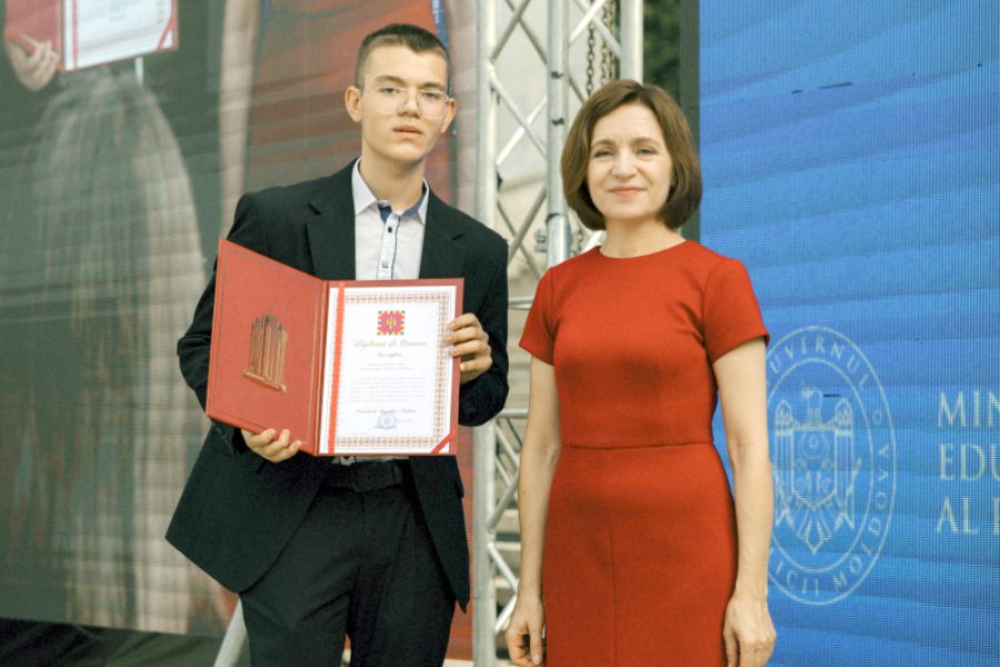 Boris Mija, student în anul I la UTM a devenit premiant al concursului „De ce Republica Moldova trebuie să fie parte a UE?”