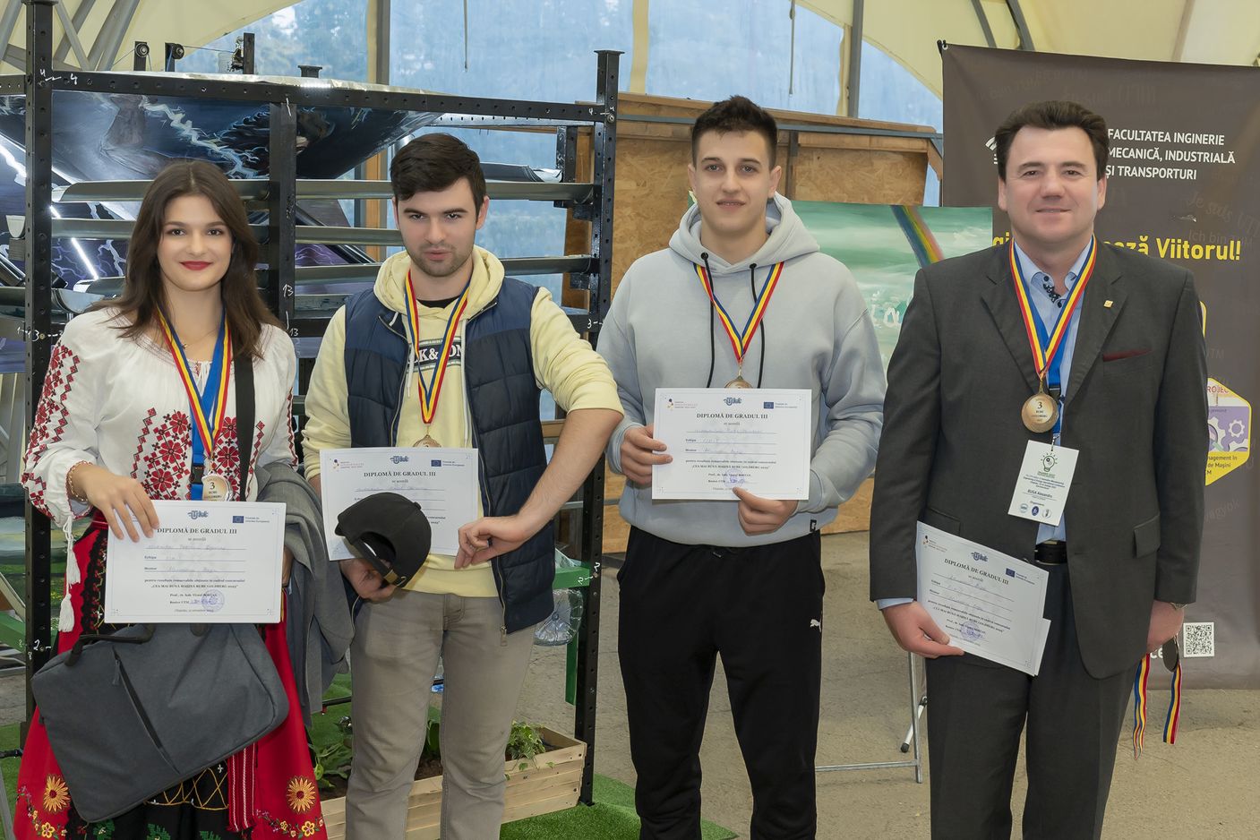 Studenții UTM-iști pasionați de creația tehnică au participat la tradiționala competiție „Rube Goldberg”