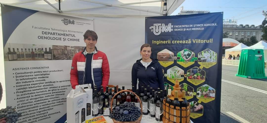 De Ziua Vinului 2023, în PMAN s-a desfășurat expoziția de vinuri și degustări marca UTM