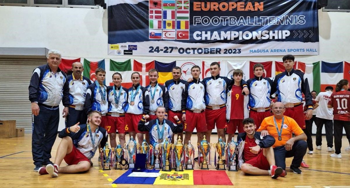 (foto) Echipa națională a Republicii Moldova a obținut 12 medalii la Campionatul European de Fotbal-tenis din Cipru