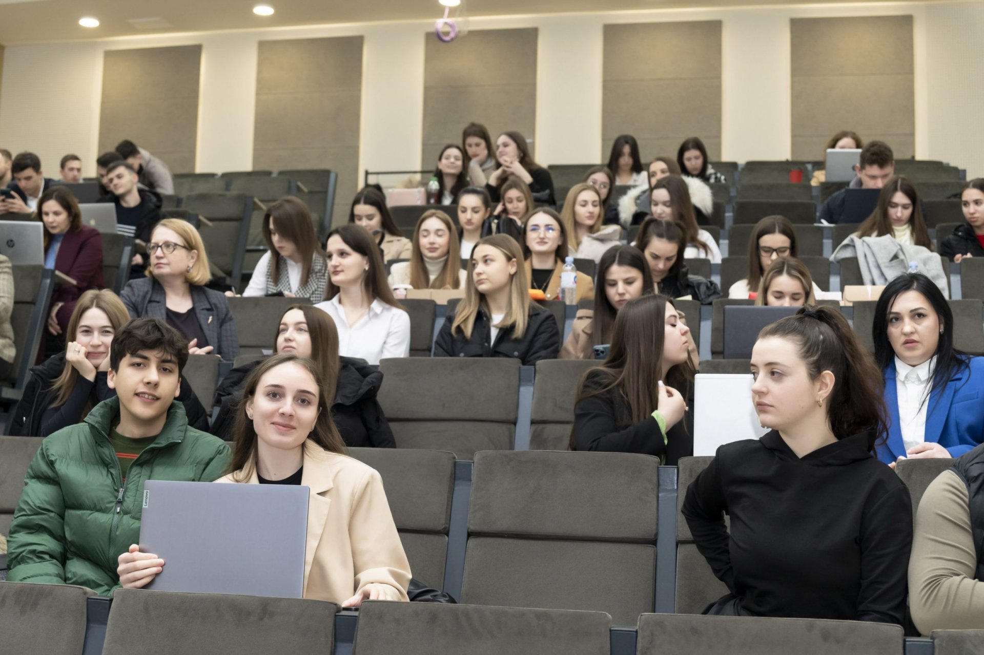 Studenții de la Facultatea Inginerie Economică și Business a UTM au participat la Сoncursul național al planurilor de afaceri