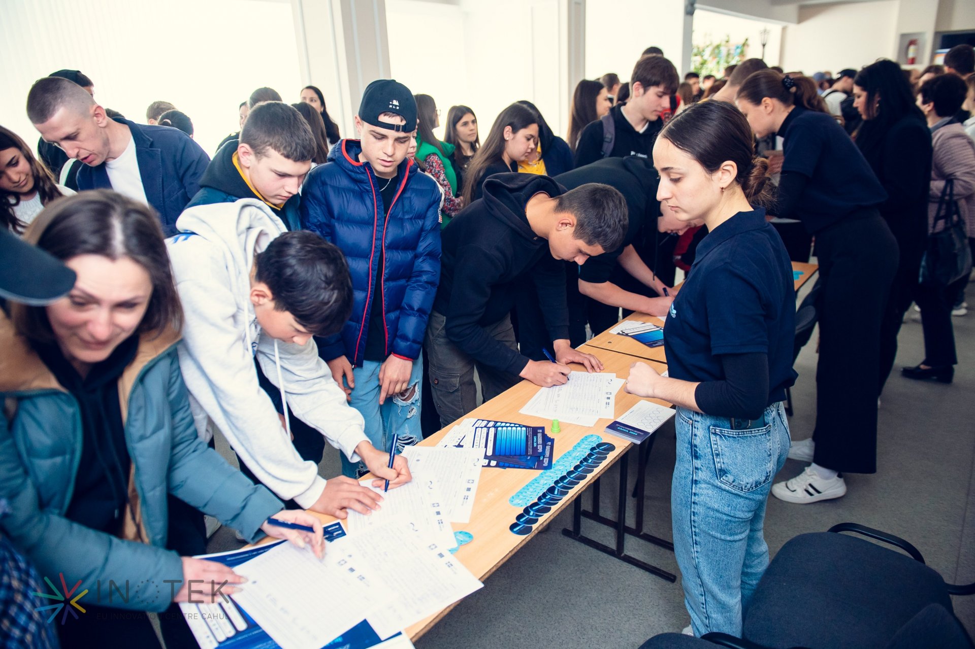 Sesiuni de orientare profesională și workshopuri. Peste 450 de tineri din sudul țării au participat la IT Career Expo Cahul