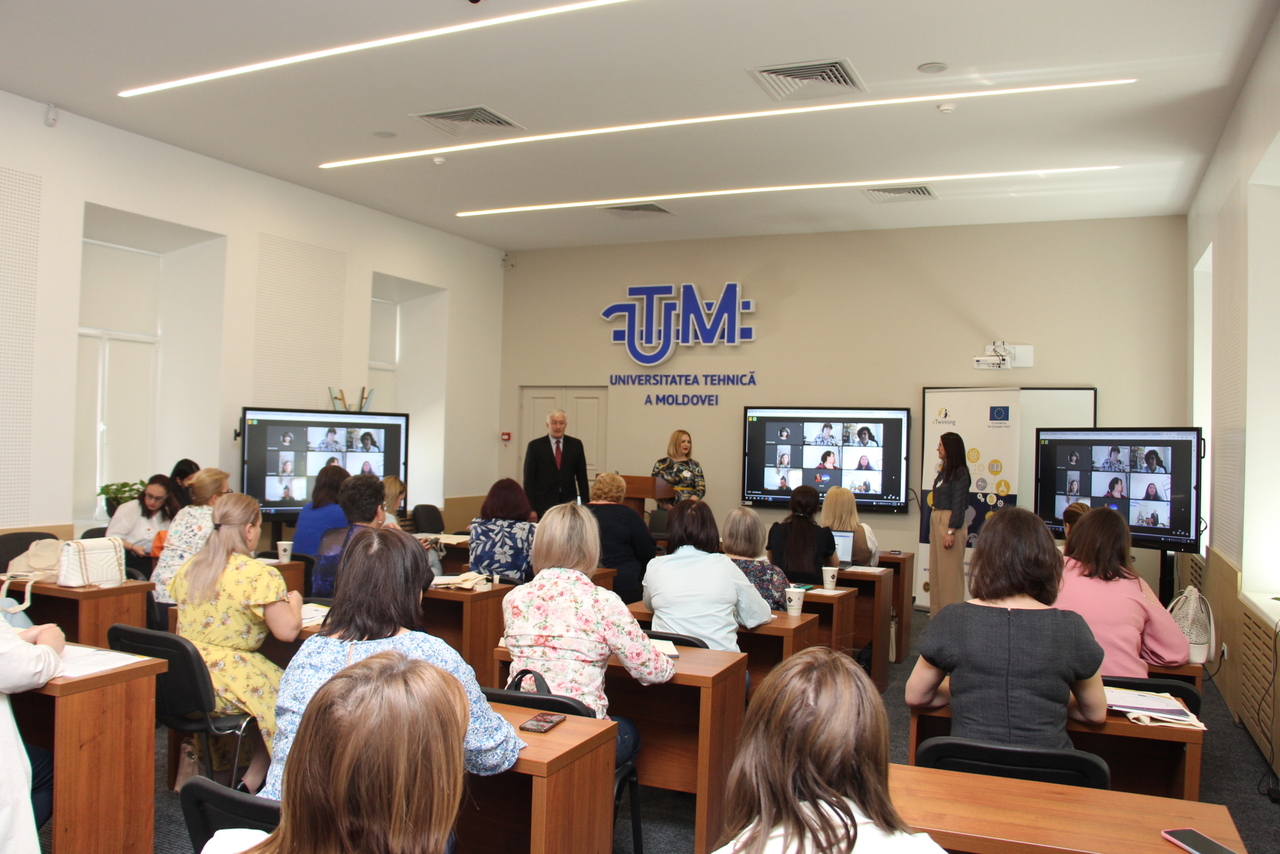 La UTM s-a desfășurat seminarul „Starea de bine în școală – implicații eTwinning” cu implicarea profesorilor din Moldova și România