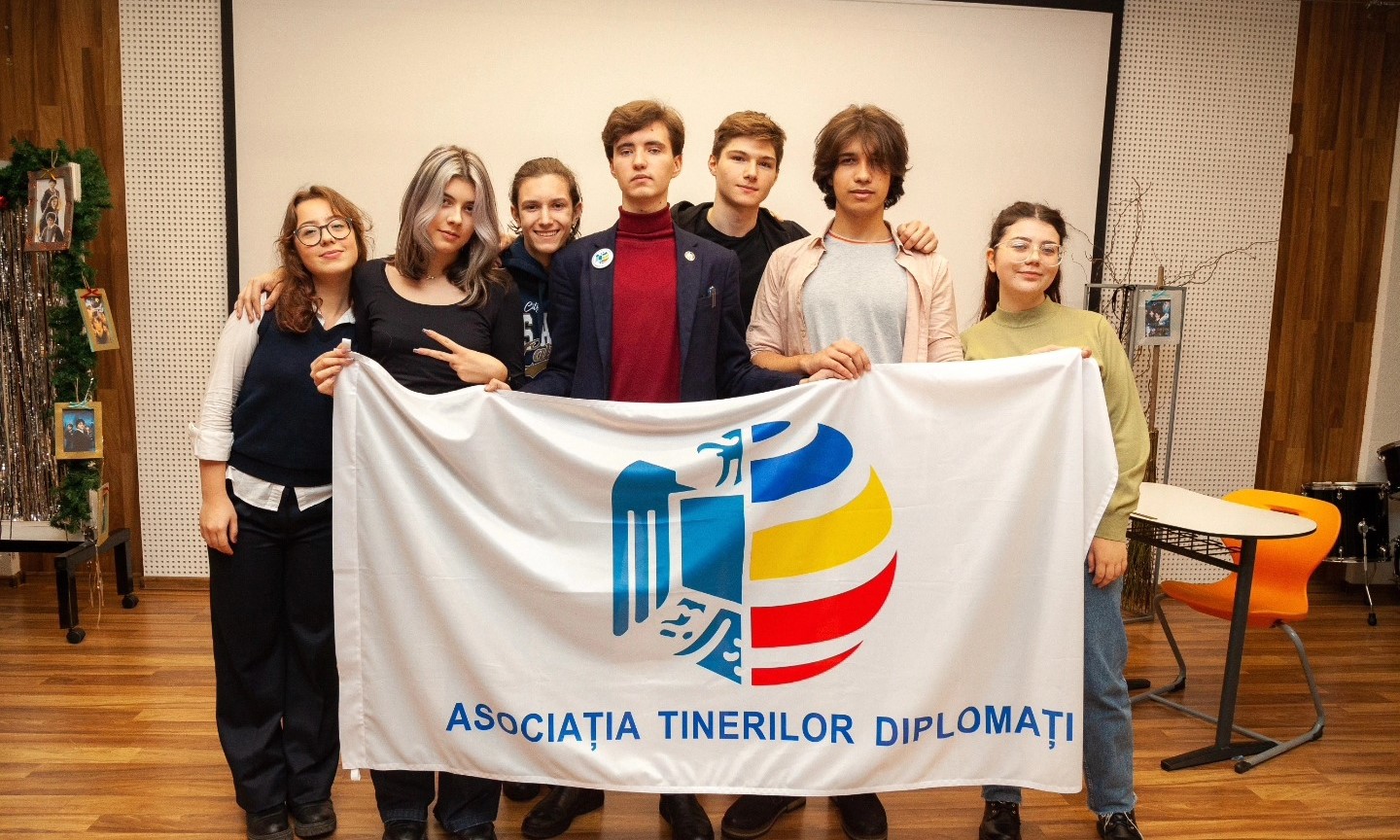 tineri voluntariat