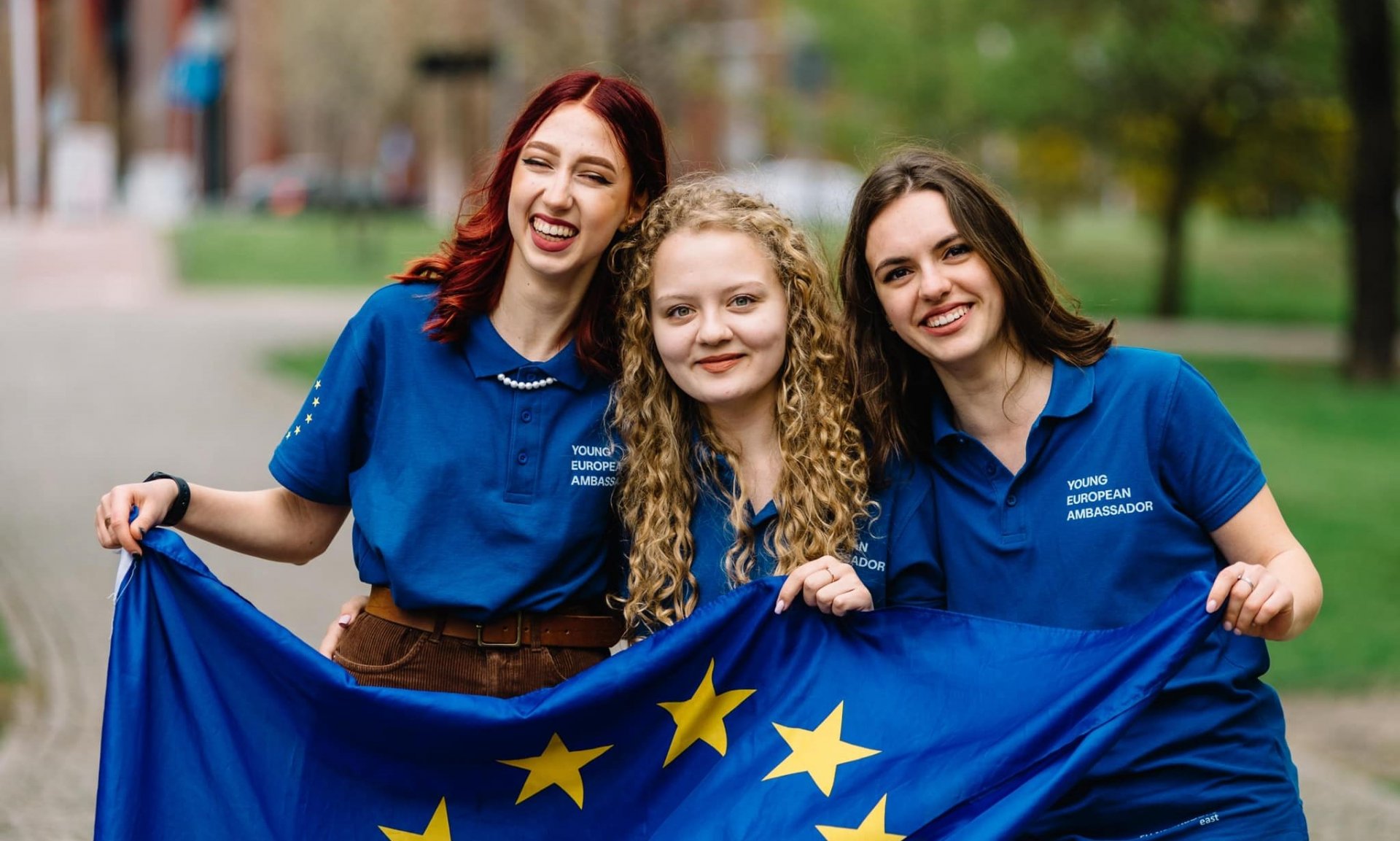 Cât de bine cunoști Uniunea Europeană? Testează-ți cunoștințele la concursul național EuroQuiz și câștigă o excursie la Bruxelles