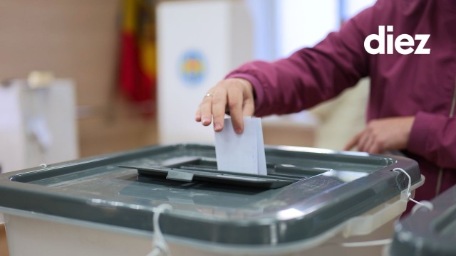 Alegeri-prezidentialereferendum-poze-5 (1)