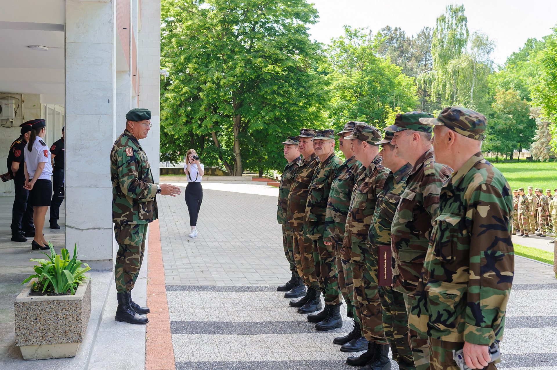 Jurământ de credință Patriei: 347 de absolvenți ai Catedrei Militare a UTM au depus jurământul militar 2