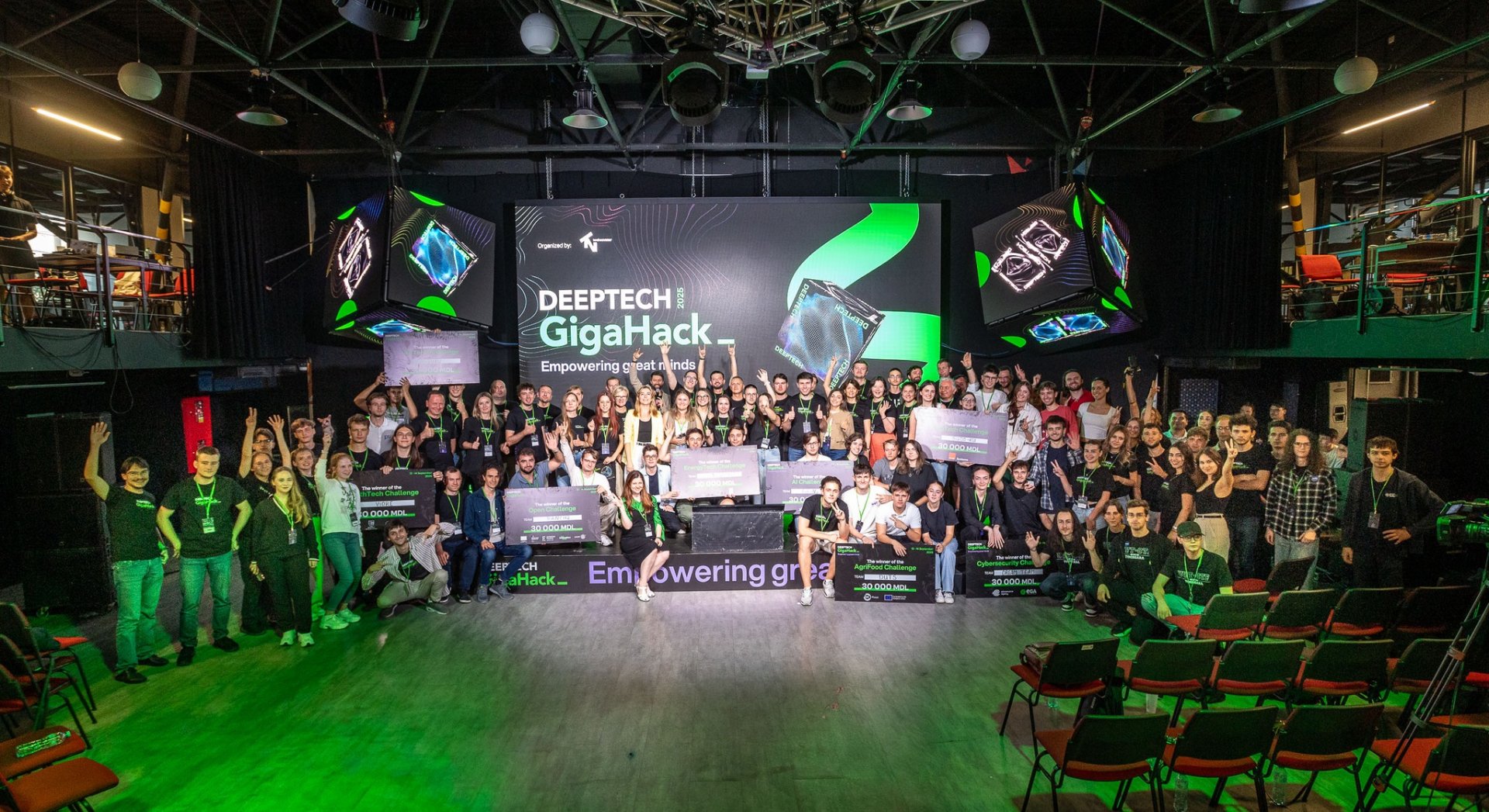 DeepTech GigaHack 2025: inovație, energie și creativitate la cel mai mare hackathon din Moldova! Cine sunt câștigătorii