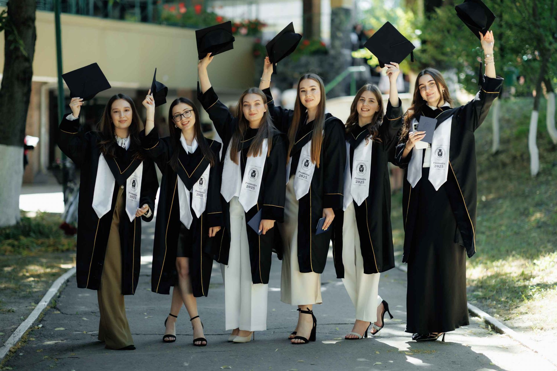 studenți