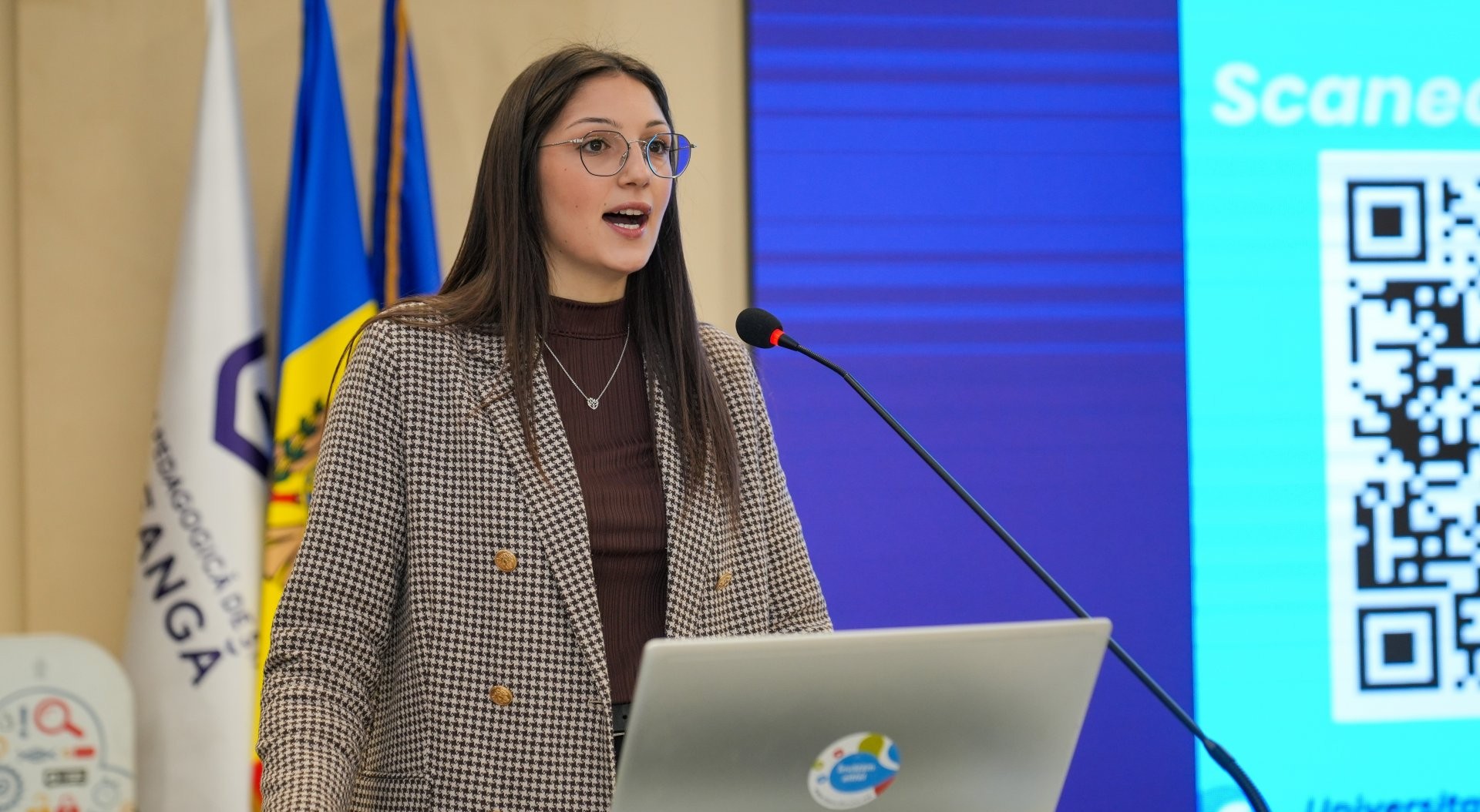 studenta-carmen-