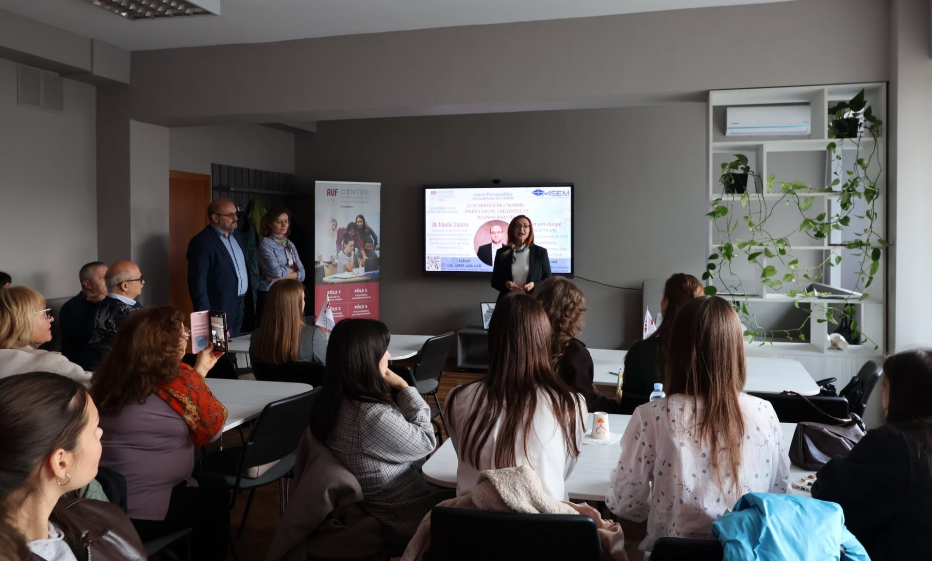Despre puterea de a rămâne Uman în era Inteligenței Artificiale, la Centrul Francofon de Angajabilitate al ASEM