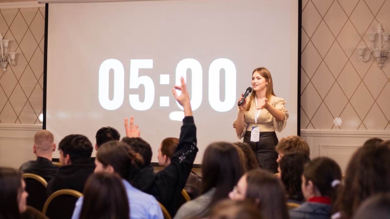 GPS – Gata Pentru Studenție. Program de sprijin și integrare a tinerilor basarabeni la Iași