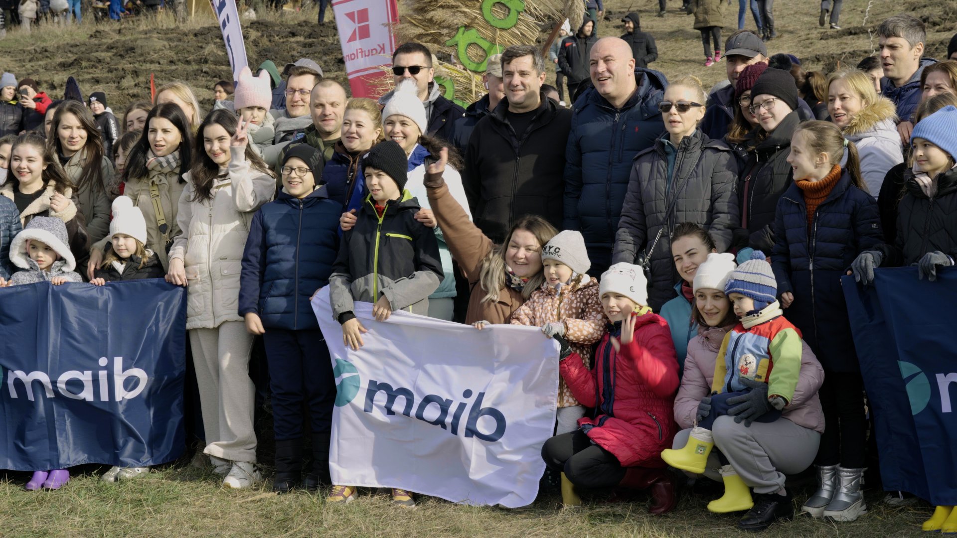 C0819.00_03_39_18.Still002