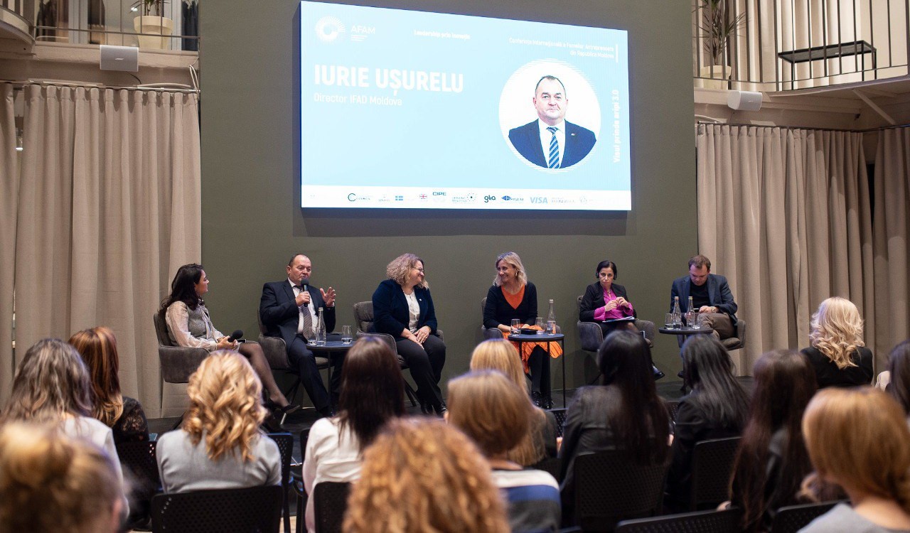 photo_5251276816142503736_y