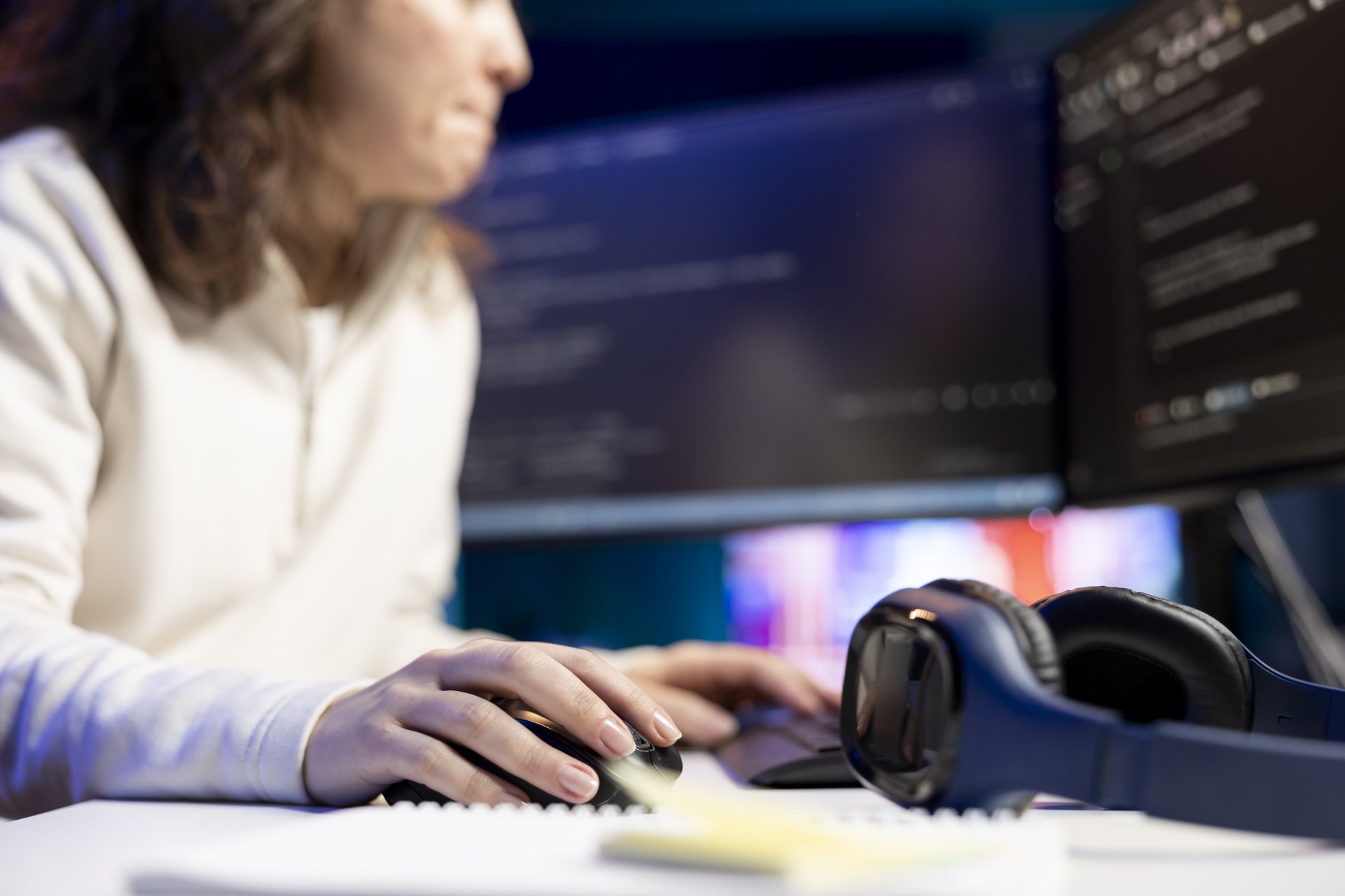 system-administrator-doing-software-debugging-on-p-2025-02-20-01-58-27-utc