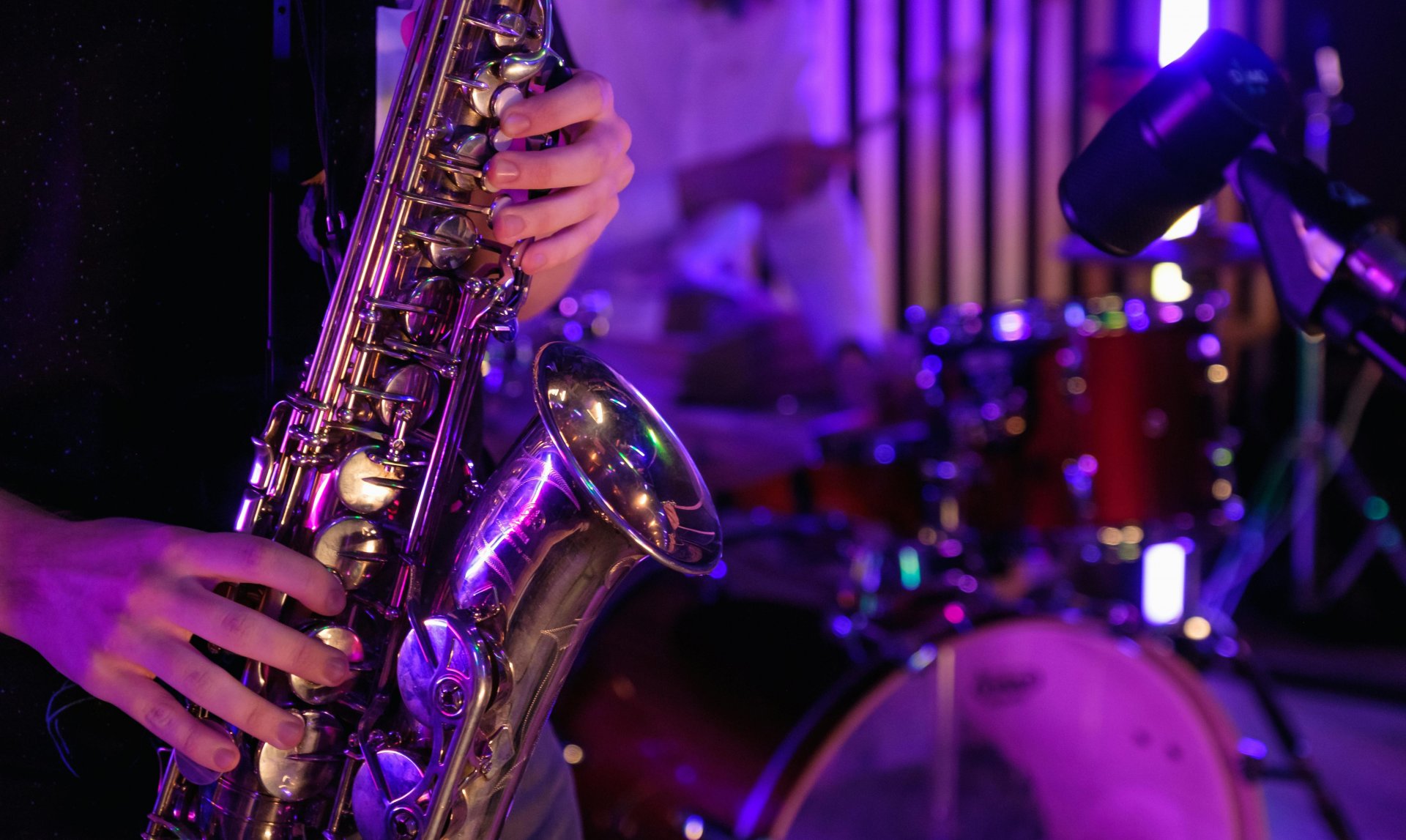 pexels-bigbagfilms-8512617