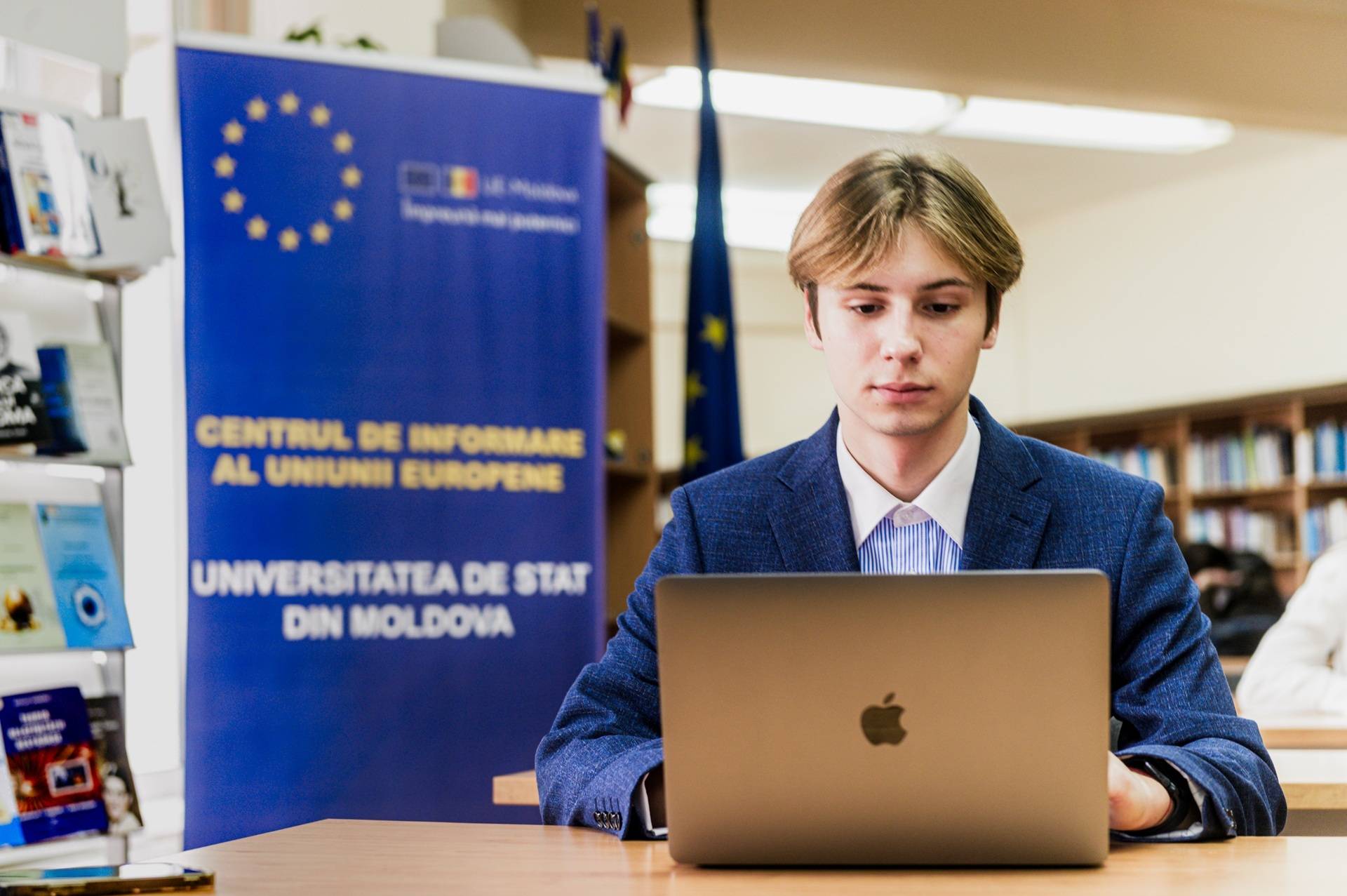 La un click distanță: cum un curs online sprijinit de Estonia aduce parcursul european mai aproape de moldoveni 