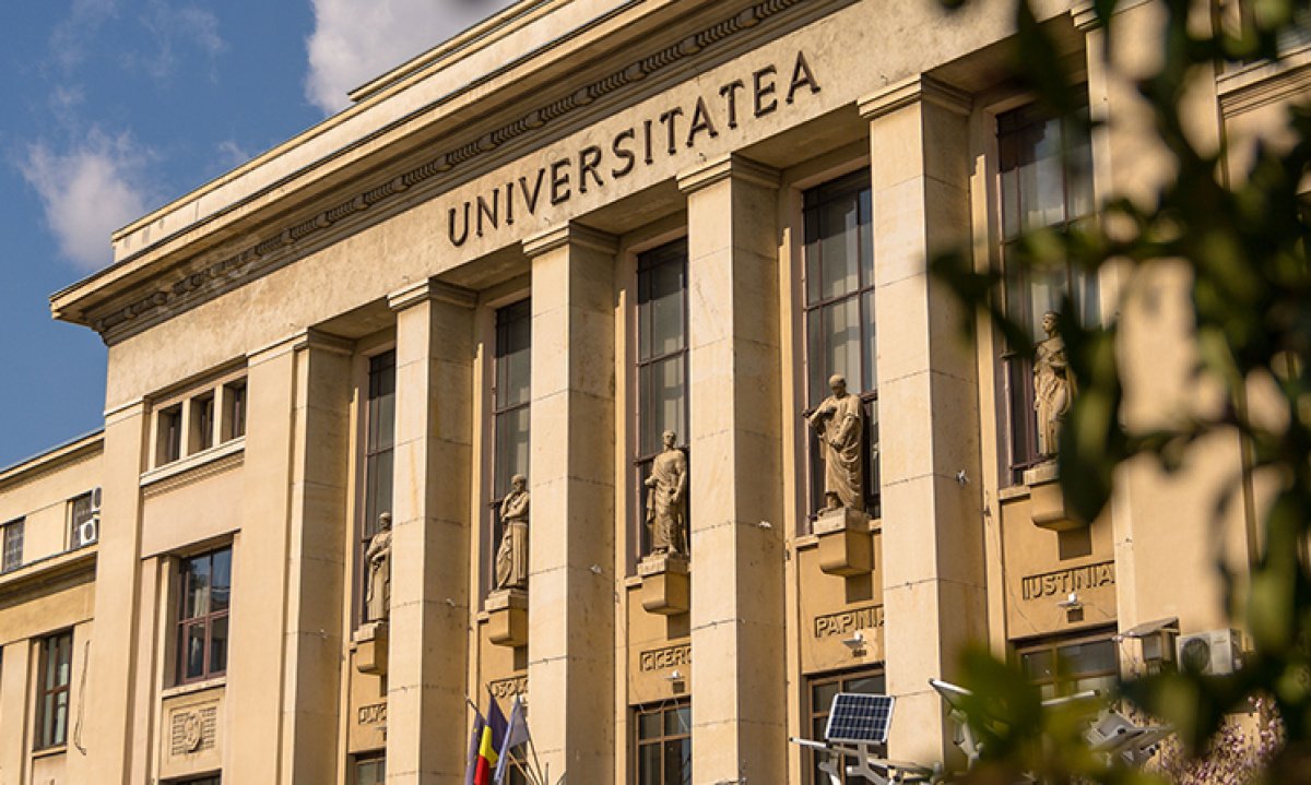 Grevă japoneză la Universitatea din București. Ce îi nemulțumește pe profesori
