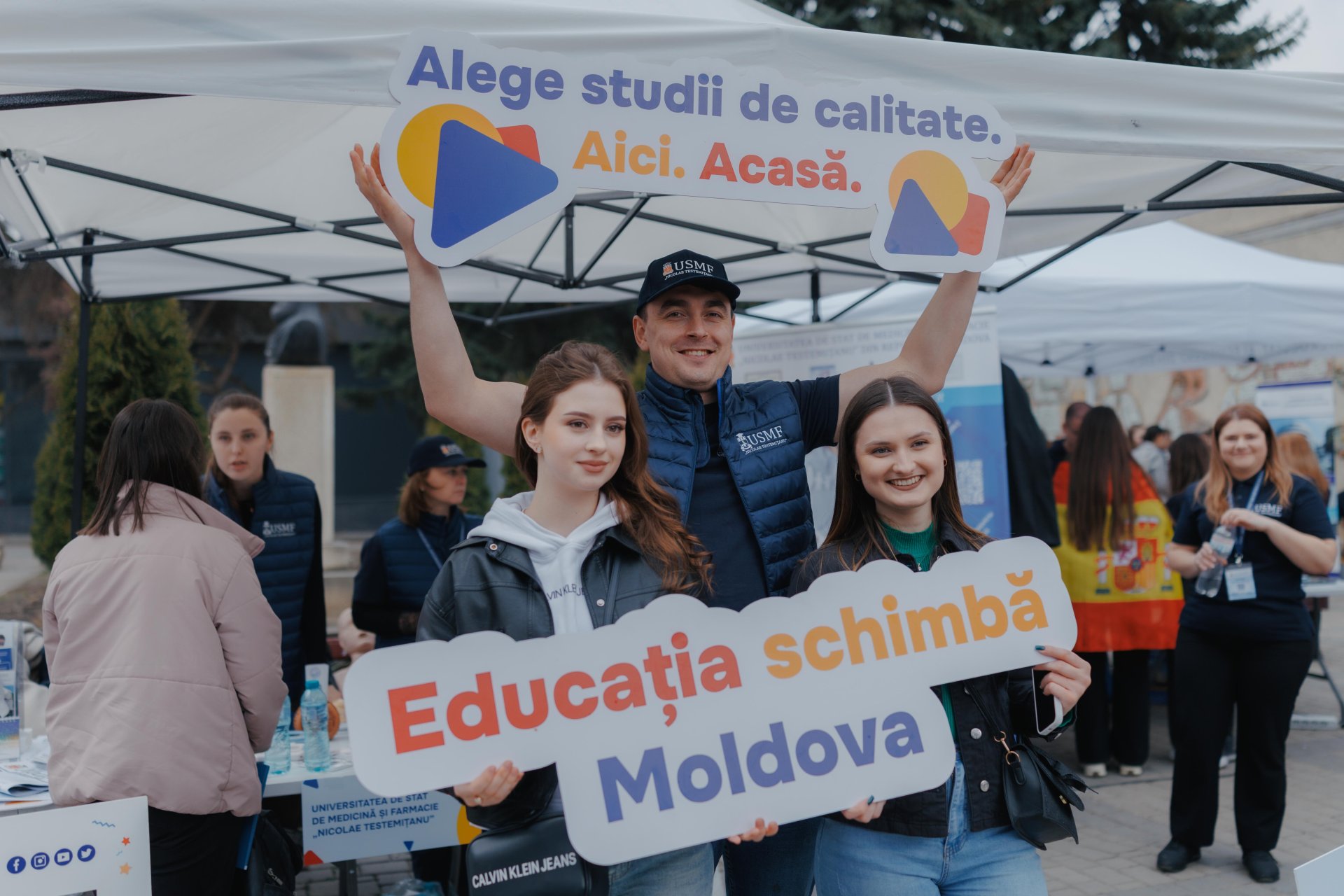 târg universități studenți elevi