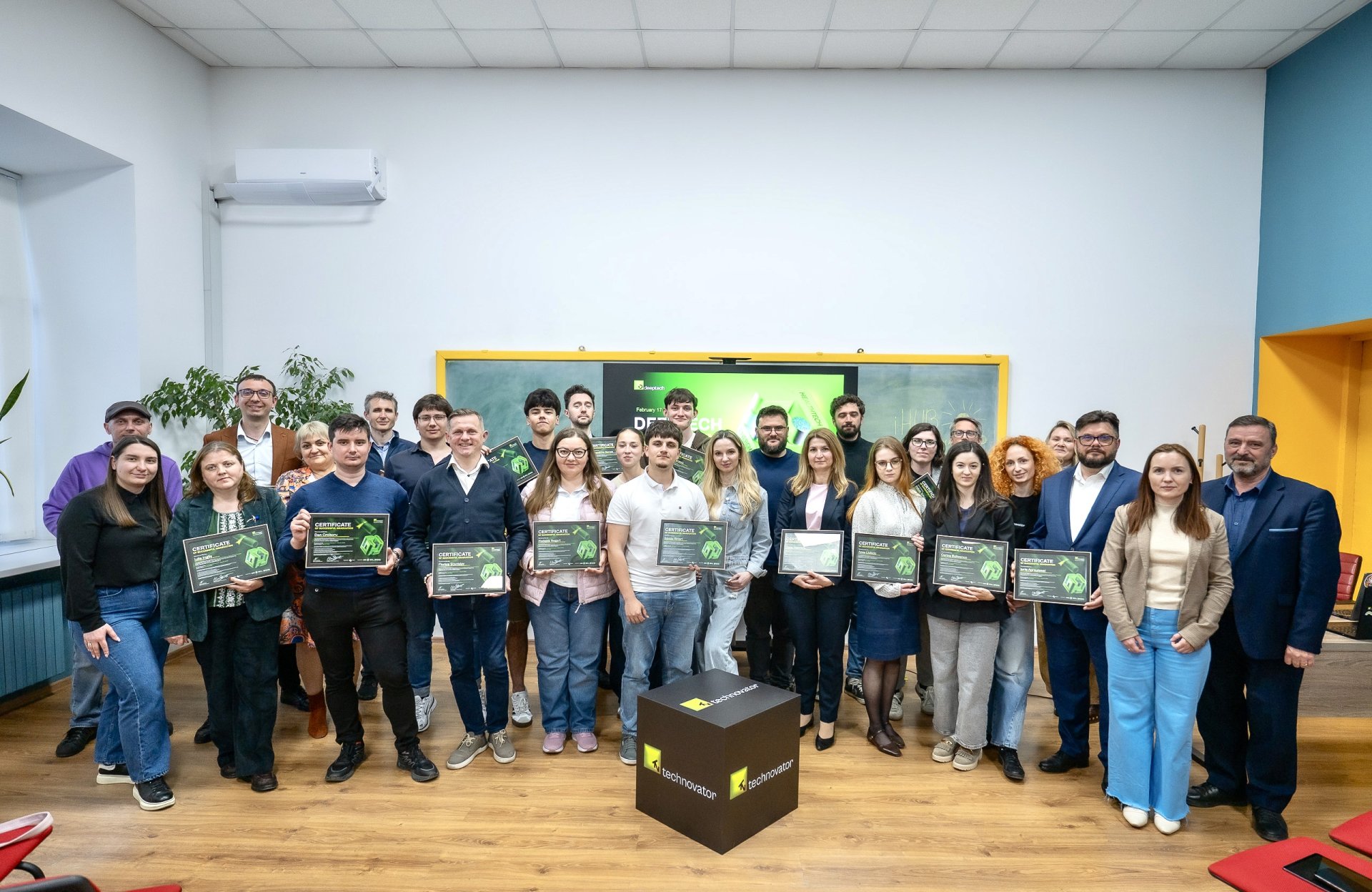 Cercetare și business: ce au construit participanții Deeptech Academy în 12 săptămâni