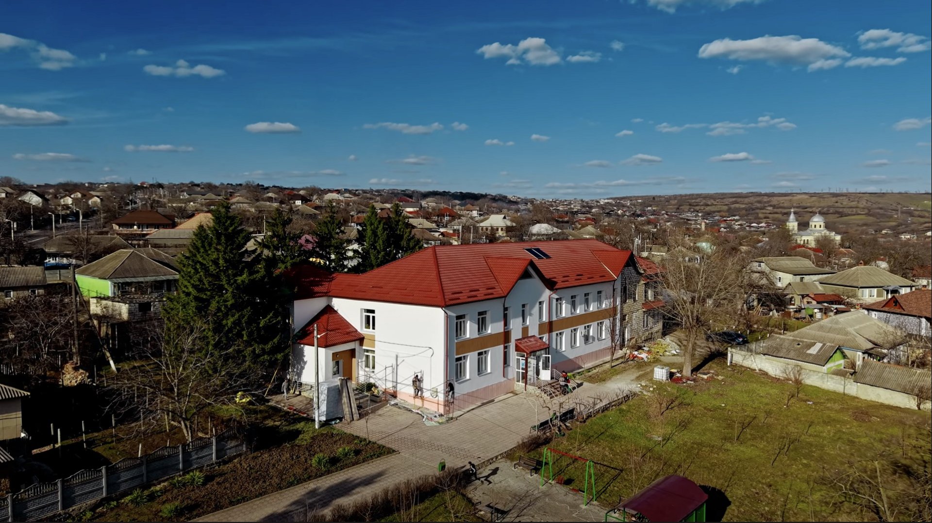 Cu sprijinul UE, Centrul Comunitar „Generația PRO” din Peresecina devine un model de eficiență energetică și incluziune socială