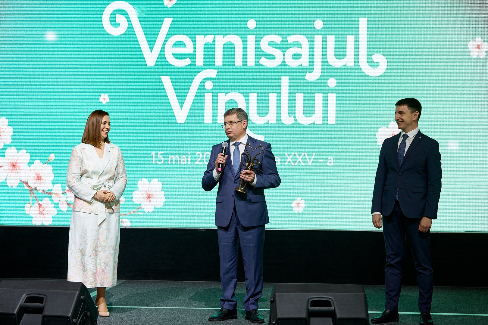 Cea de-a XXV-a ediție a Vernisajului Vinului: 66 de vinării, peste 500 de vinuri și distincția „Cavaler al Vinului” acordată pentru promovarea Vinului Moldovei