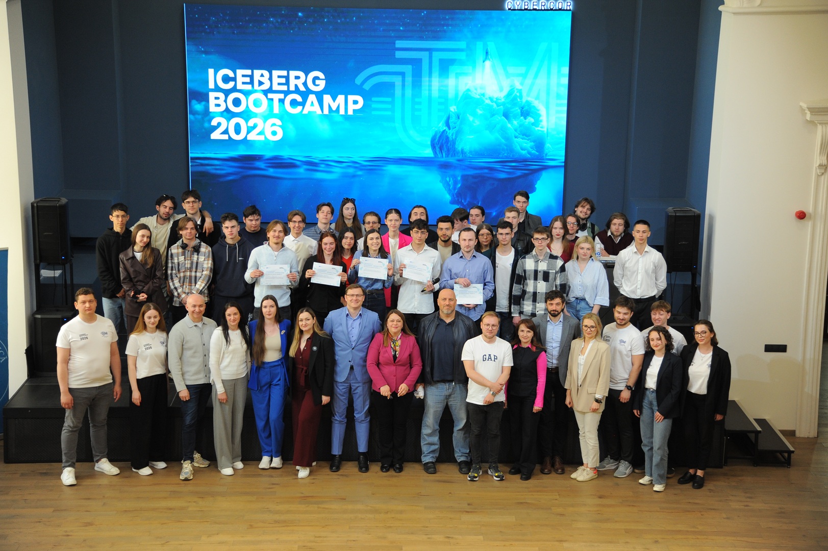 O soluție nouă pentru tratamente medicale: cine sunt câștigătorii Iceberg Bootcamp 2026