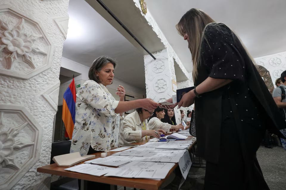 Alegeri parlamentare în Armenia: partidul proeuropean conduce