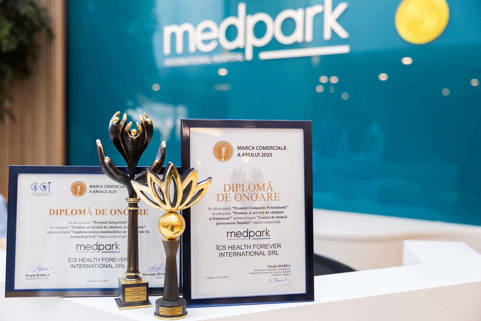 Medpark-cover-100626