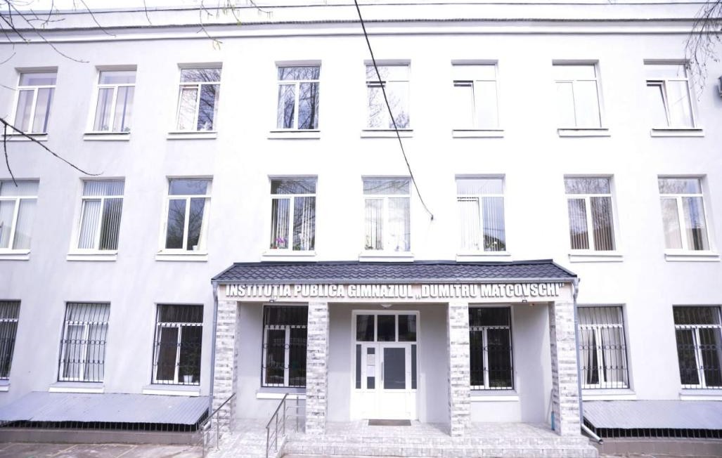 gimnaziu