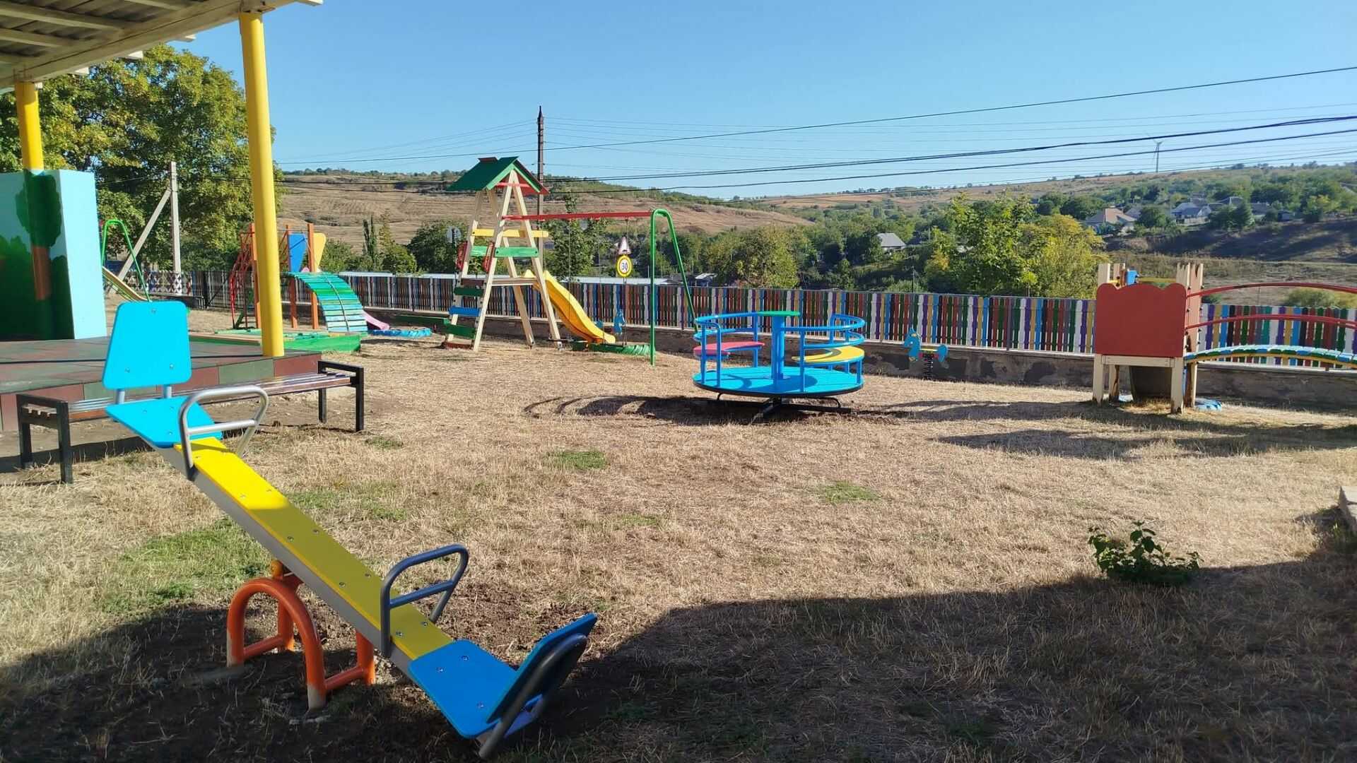 grădiniță,-teren-pentru-copii_optimized.-sursă-facebookmec