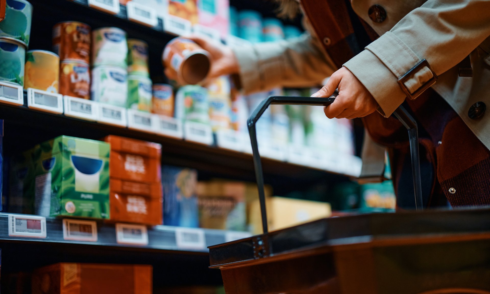 magazin produse alimentare mâncare